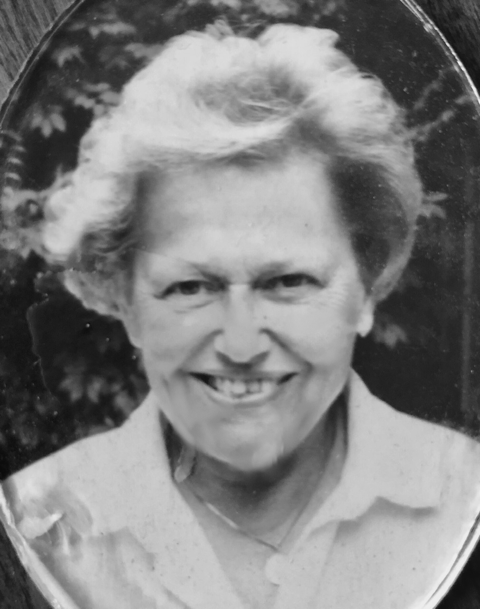 Black and white image of a woman.