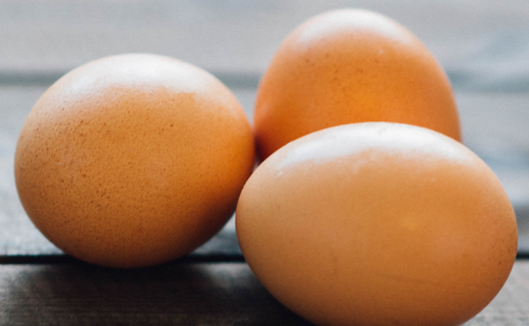The latest about eggs and how to replace them in recipes